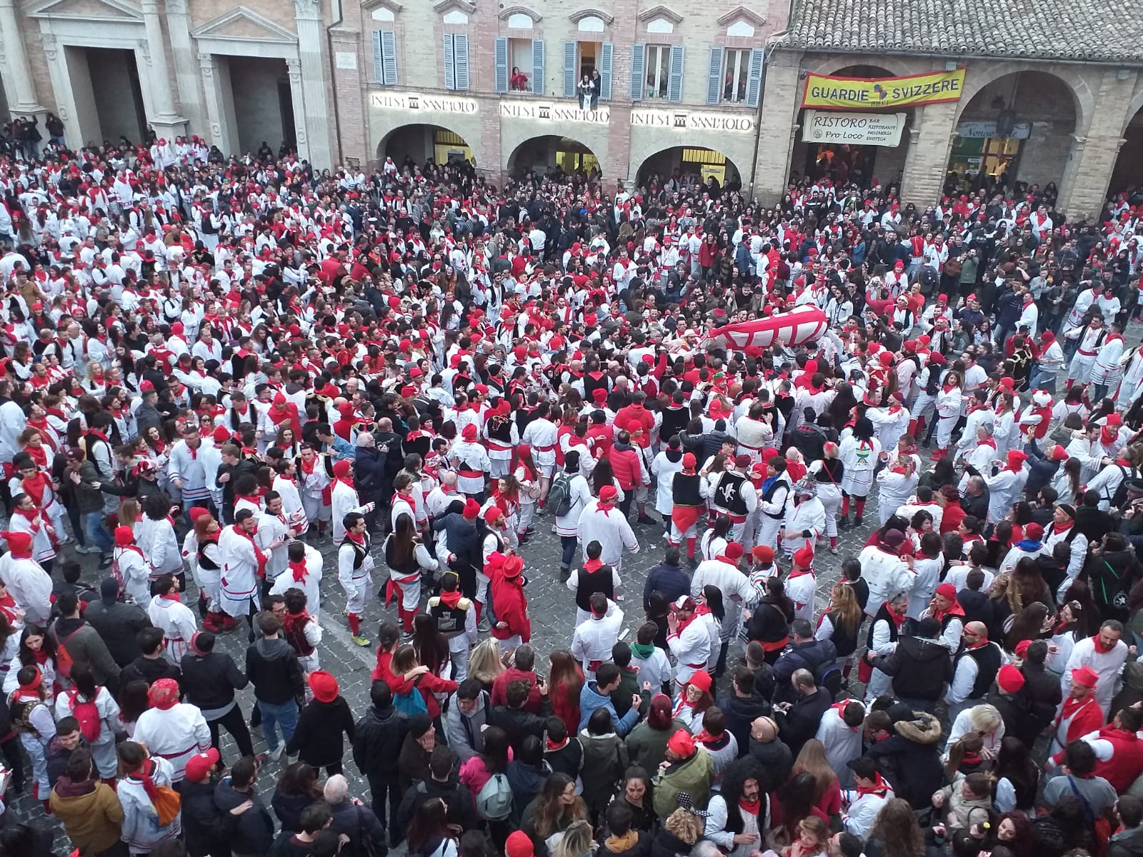 Massa: “Carnevale di Offida in estate? Impensabile”