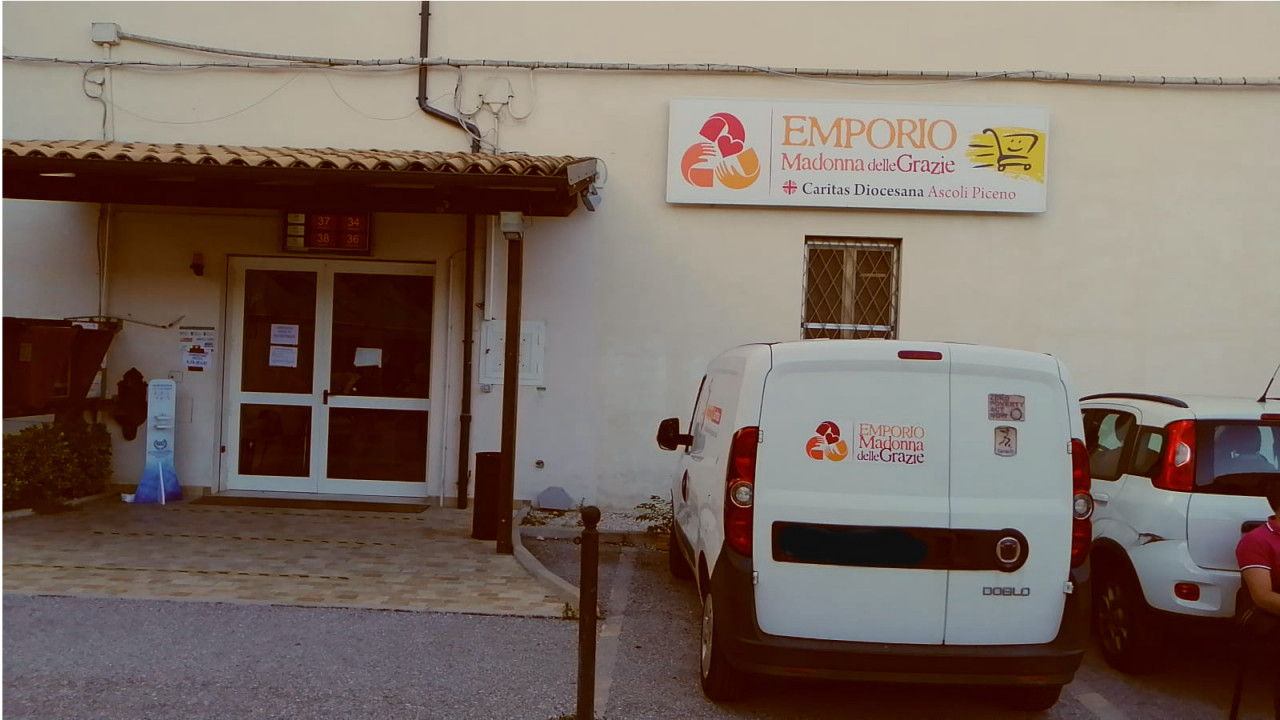 IN AIUTO ALLE FAMIGLIE BISOGNOSE